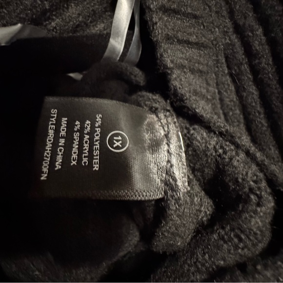 NWT Fashion Nova Analissa Sweater Mini Dress - Black V-Neck Sweater Dress - Picture 7 of 7